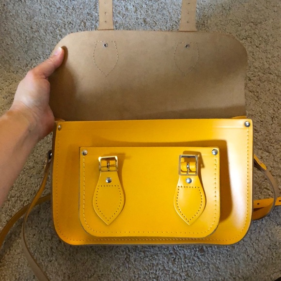 Yellow leather crossbody bag - Picture 4 of 5